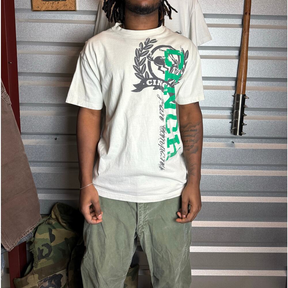 Cinch y2k green side hit T-shirt